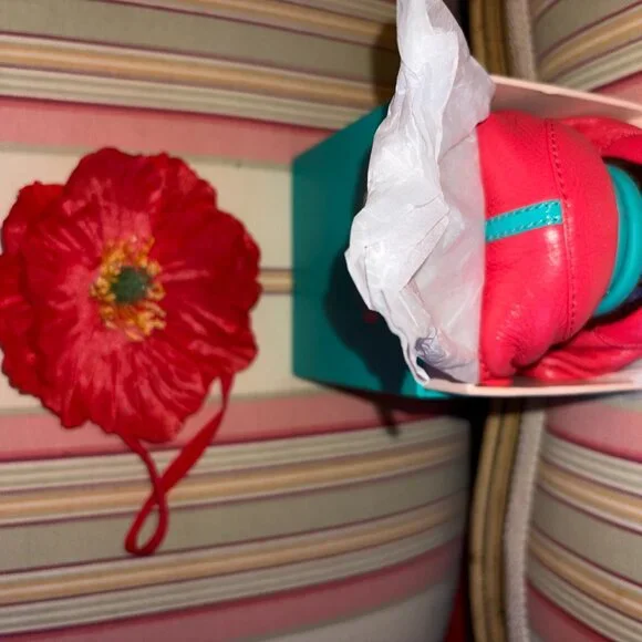 🦄 NIB Tieks Poppy - Limited Edition 🦄 - Picture 3 of 3